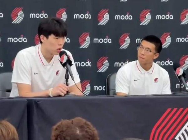 按周配资论坛 好励志啊！杨瀚森还没打明白，媒体人曝其翻译已进入开拓者教练组